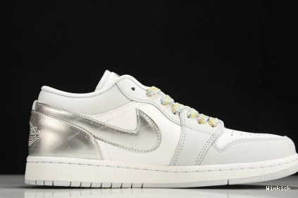 DX6070-101 Away Jordan SE Silver 1 Low Tear 1113